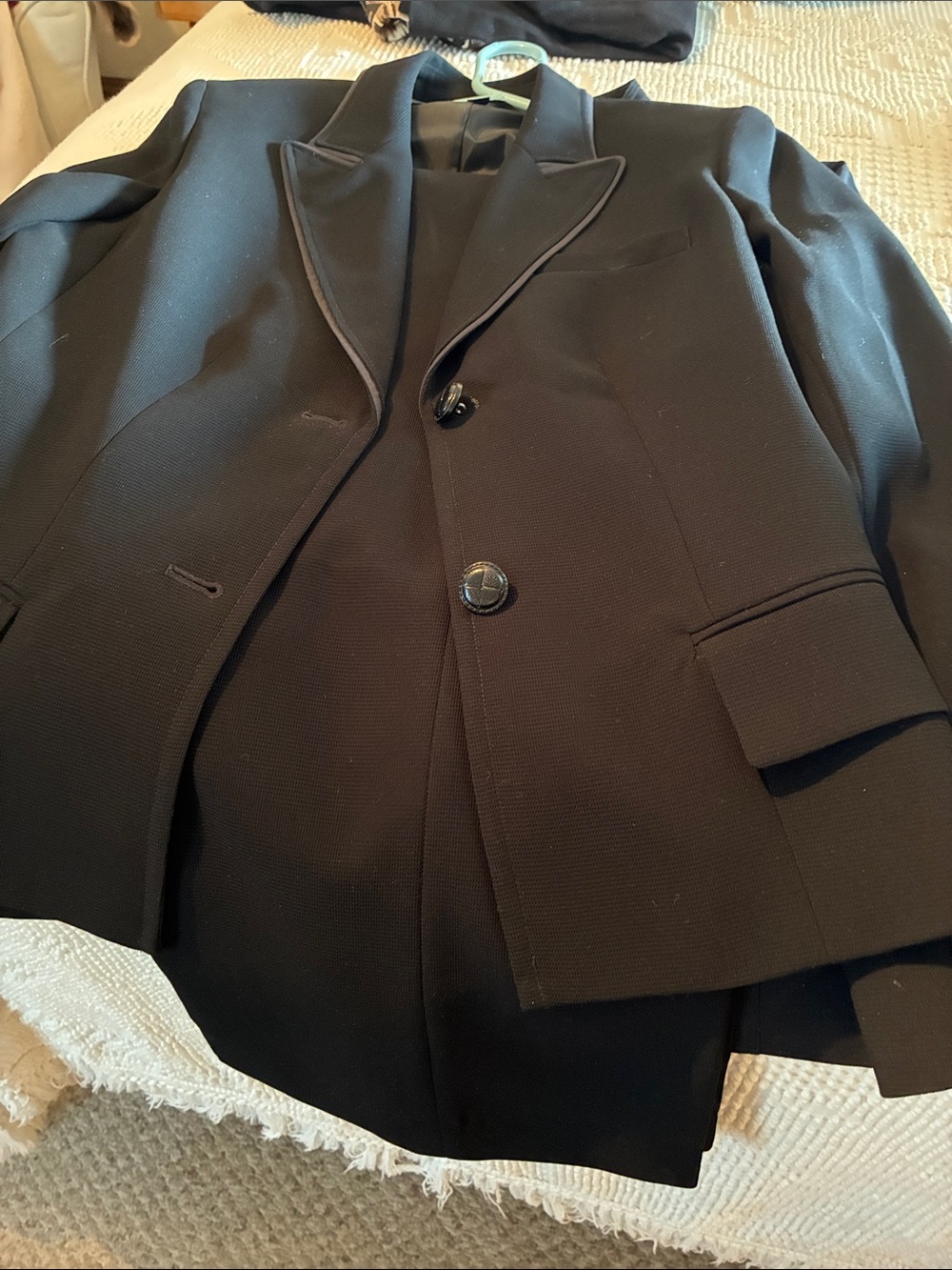 Anne Klein Classic Black pants suit